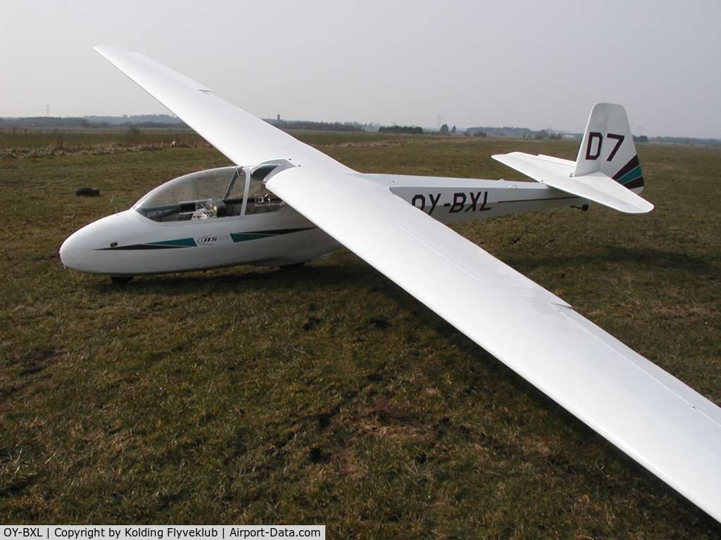 OY-BXL, 1966 Schleicher Ka-7 Rhonadler C/N 7261, K-7 fitted with new canapy and fiberglass nose