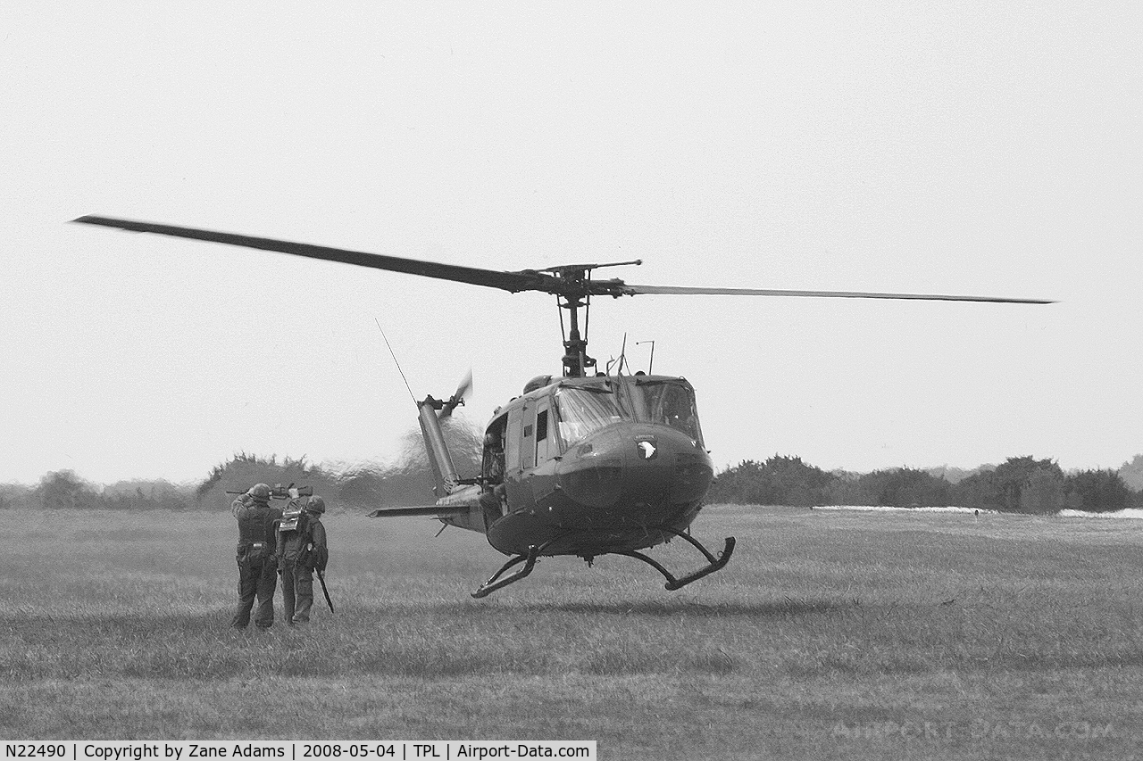N22490, 1974 Bell UH-1V Iroquois C/N 13814, At Central Texas Airshow