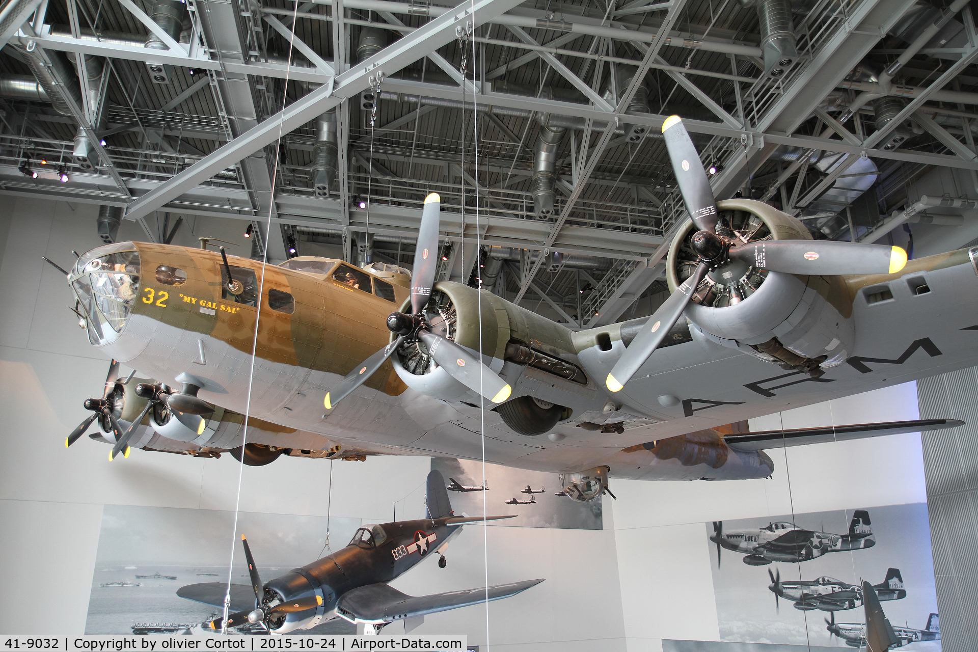 41-9032, 1941 Boeing B-17E Flying Fortress C/N 2503, A rare B-17E in a nice museum