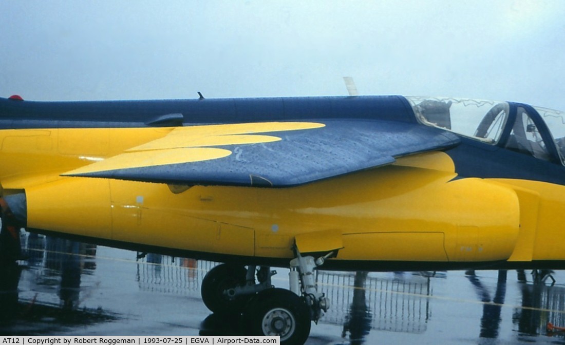 b12 aircraft