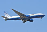 N780UA @ KORD - United Airlines Boeing 777-222, N780UA final RWY 10 KORD - by Mark Kalfas