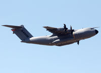 EC-404 @ LFDN - Passing 2 times during LFBN Airshow 2011 but only on Saturday... - by Shunn311