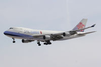B-18711 @ DFW - China Airlines Cargo 747 at DFW Airport
