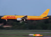 D-ALEB @ LFBO - Landing rwy 14R - by Shunn311