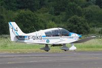 F-GIKG @ LFPZ - F-GIKG - Robin DR-400-140B Major, Taxiing, Saint-Cyr-l'École Airfield (LFPZ-XZB) - by Yves-Q