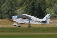 F-GIKG @ LFPZ - Robin DR-400-140B Major, Take off rwy 29L, Saint-Cyr-l'École Airfield (LFPZ-XZB) - by Yves-Q