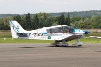 F-GIKG @ LFPZ - Robin DR-400-140B Major, Taxiing, Saint-Cyr-l'École Airfield (LFPZ-XZB) - by Yves-Q