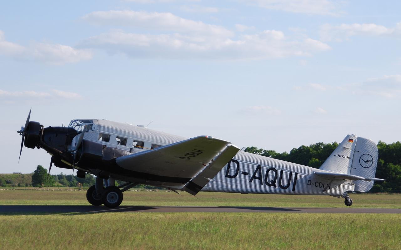 Extensive Aircraft Data