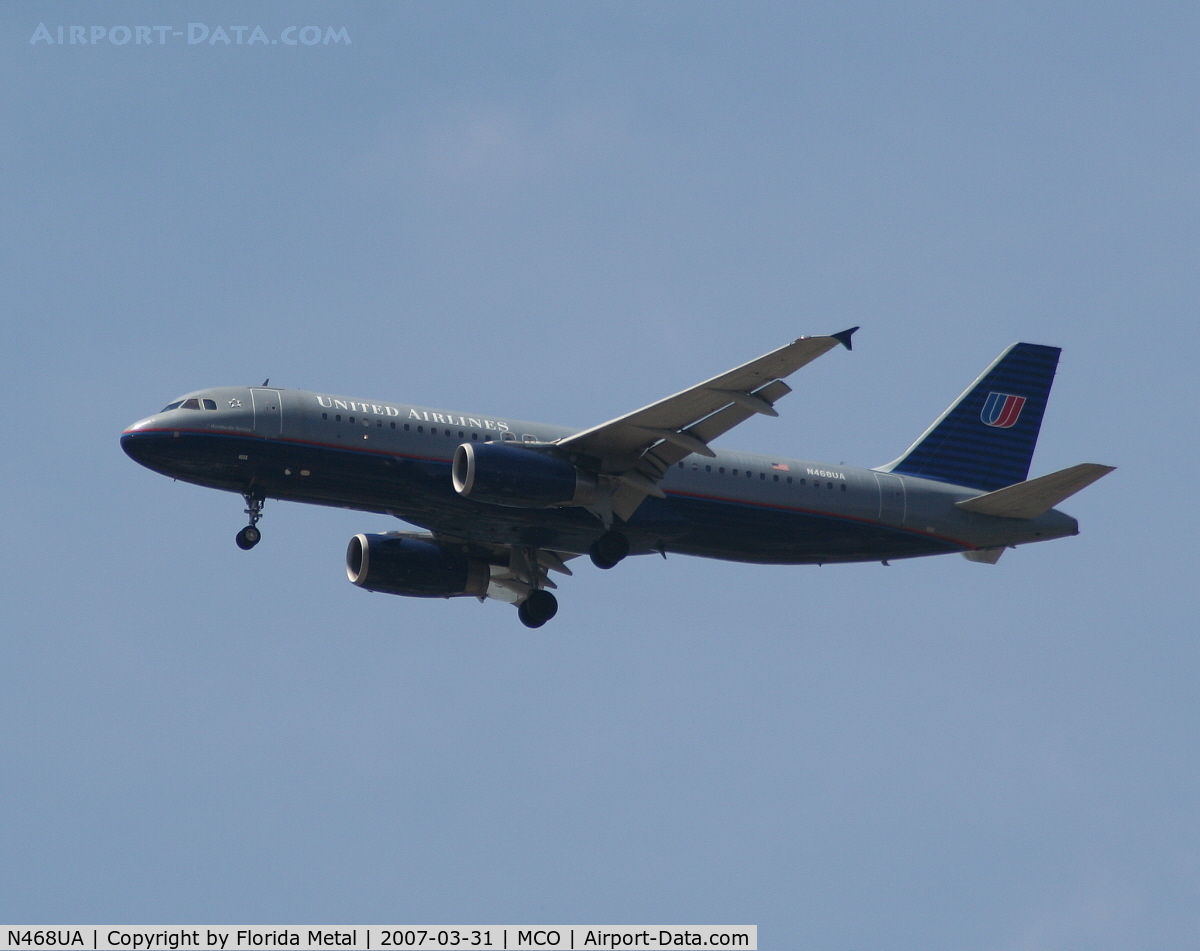 N468UA, 2000 Airbus A320-232 C/N 1363, United