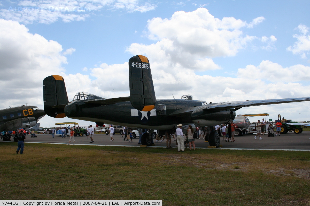 N744CG, 1944 North American B-25N Mitchell C/N 108-32141, B-25