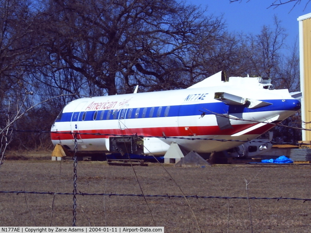 N177AE, 1990 Saab 340B C/N 340B-177, Being scrapped? in Mansfield, Texas  @ 2007