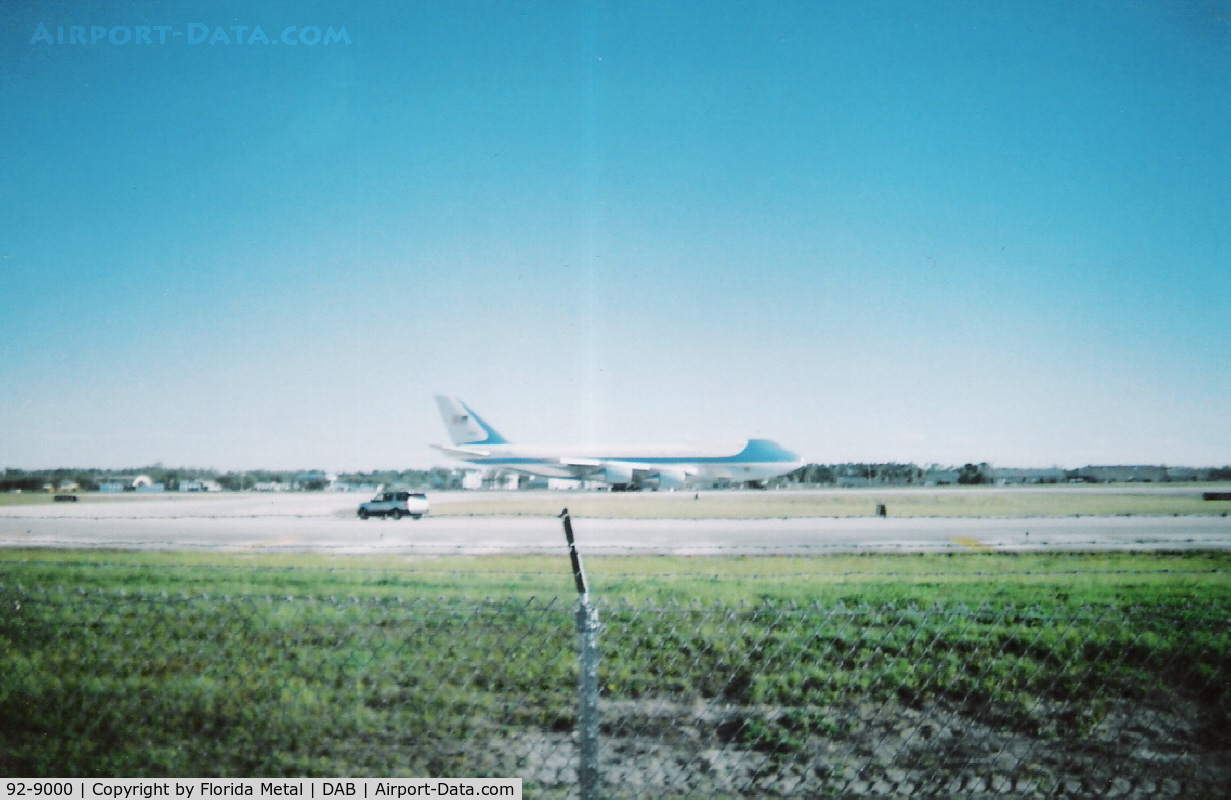 92-9000, 1987 Boeing VC-25A (747-2G4B) C/N 23825, Air Force One