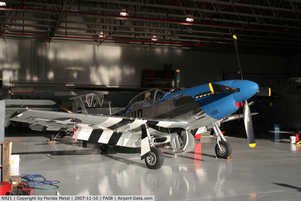 N921, 1945 North American P-51D Mustang C/N 124-48260 (45-11507), P-51D Cripes A'Mighty