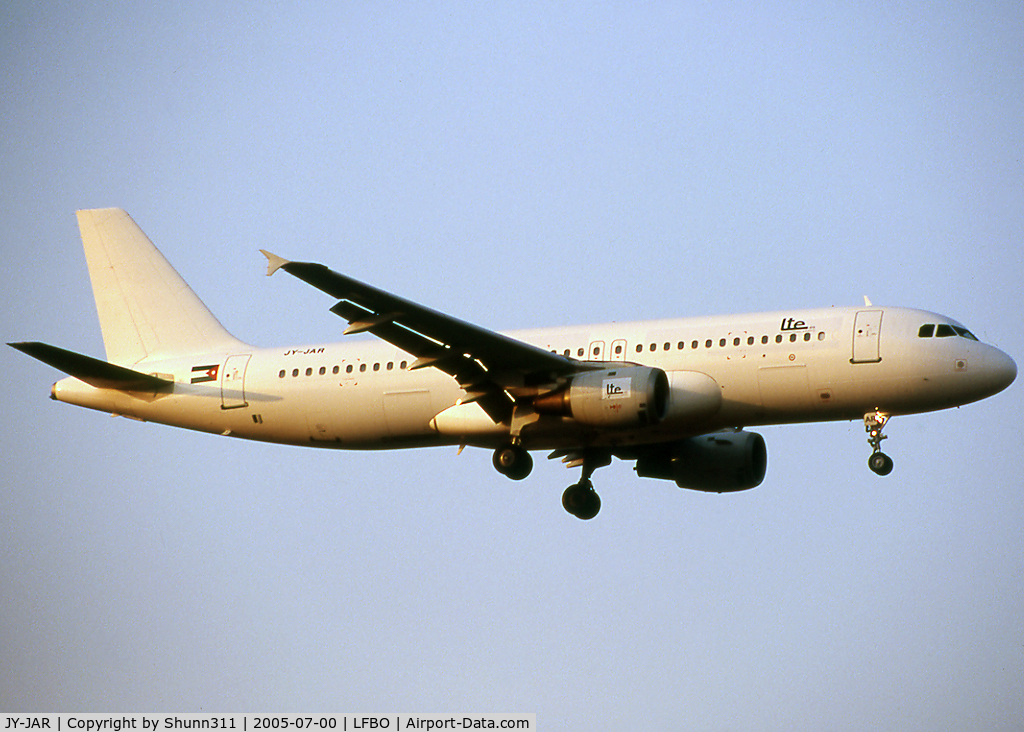 Aircraft JY-JAR (1991 Airbus A320-211 C/N 234) Photo by Shunn311 (Photo ID:  AC143308)