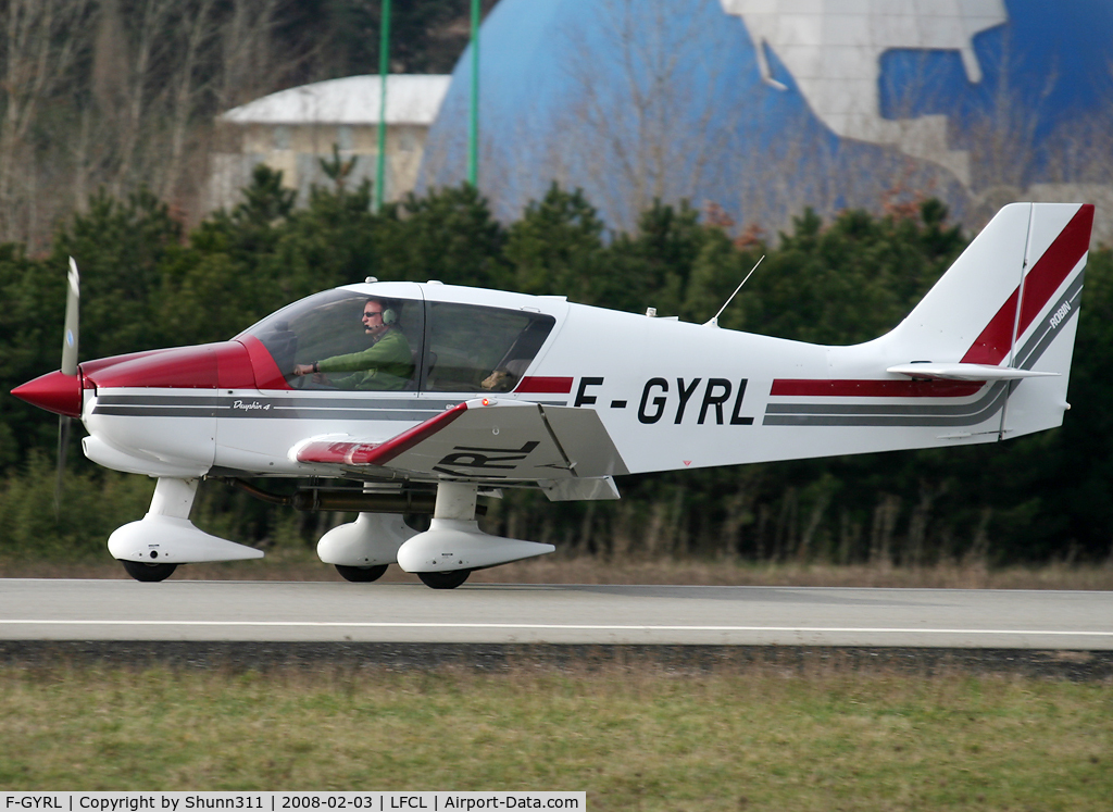 F-GYRL, Robin DR-400-140B Major C/N 2554, Arriving from a light flight