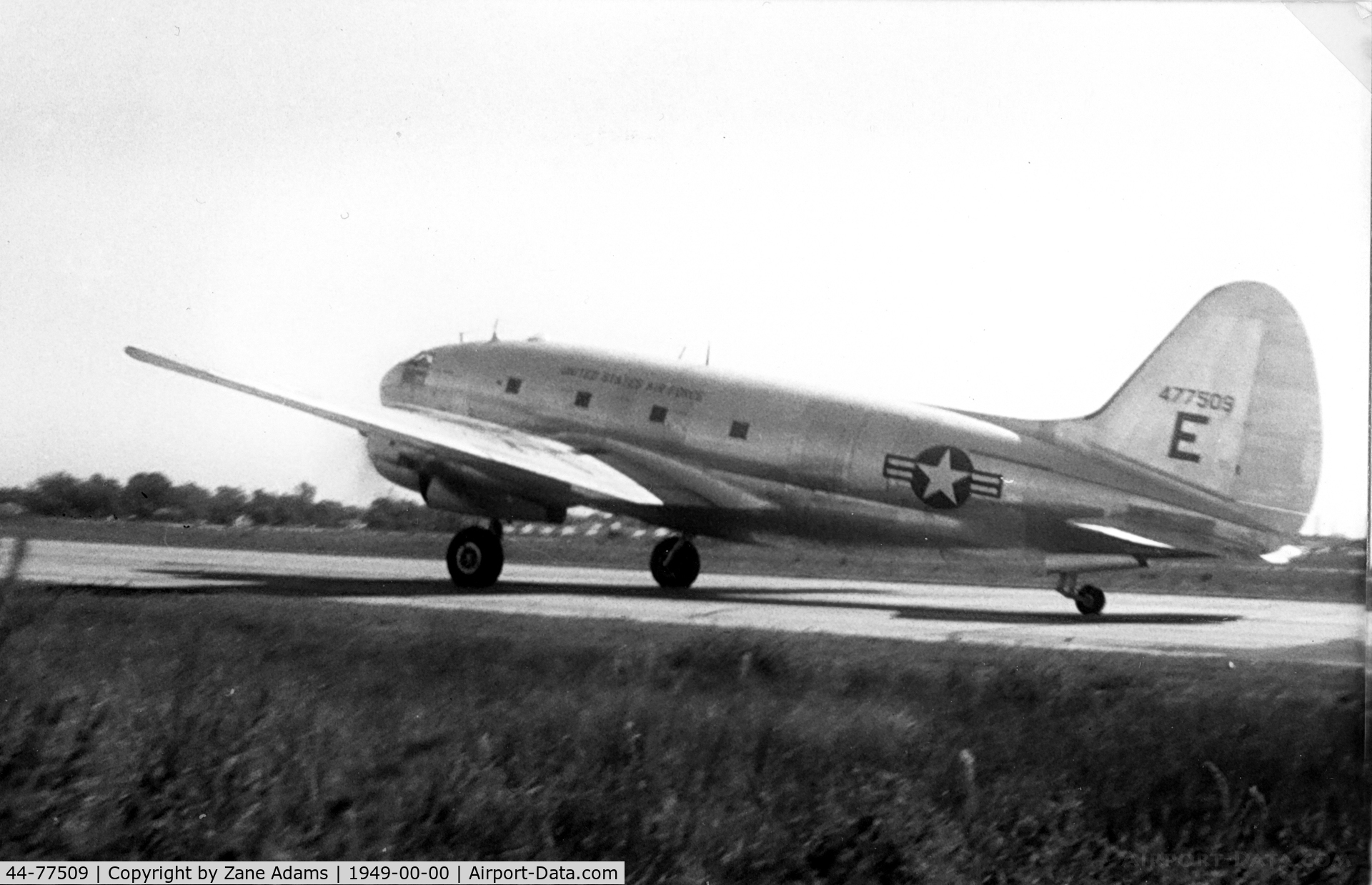 44-77509, Curtiss C-46D Commando C/N 32905, C-46 at the former Lowry AFB -  to Japan Air Self Defence Force (JASDF) as 71-1131 in 1957, to Seletar Air Services in 1977 as N54512.  Leased to OASIS from Jun 1978 as RP-C-184.  Derelict by 1990.  To Manila Air Transport Services in 1991, broken up in 1