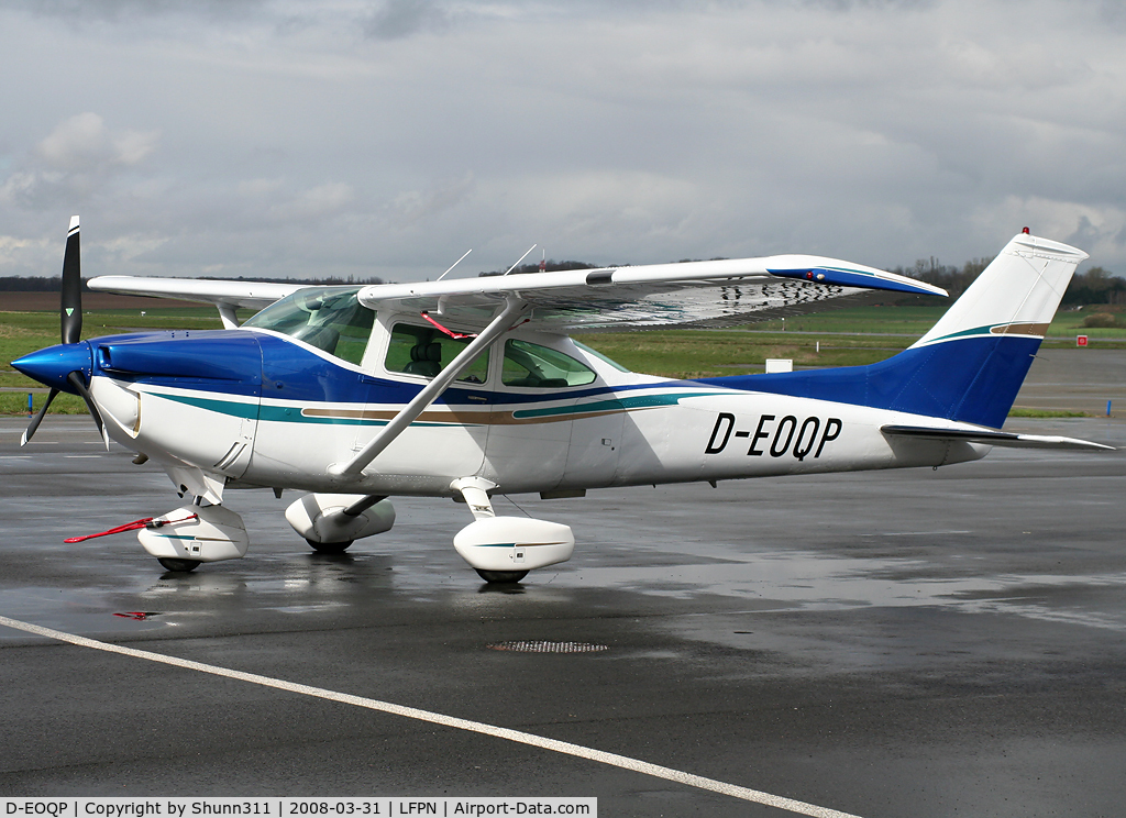 D-EOQP, Cessna 182P Skylane C/N 18263144, Waiting a new light flight...