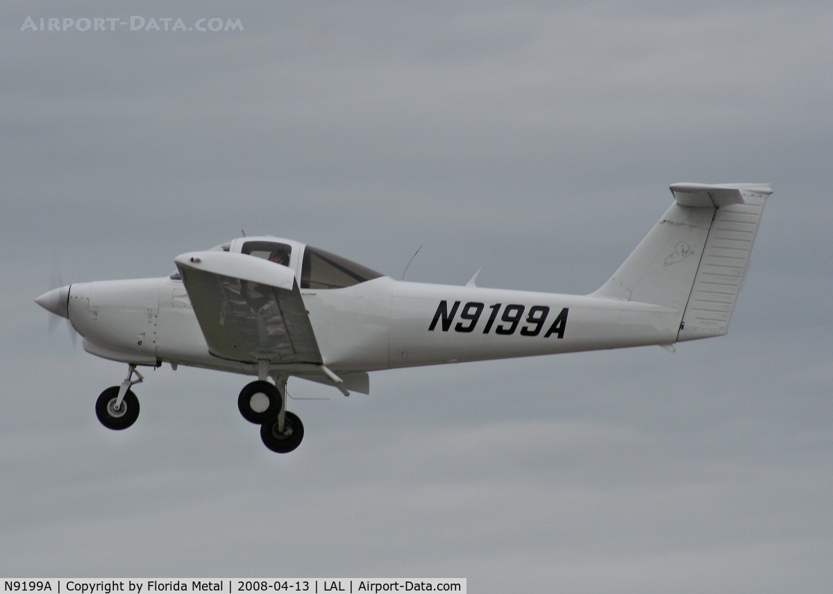 N9199A, 1982 Piper PA-38-112 Tomahawk C/N 38-82A0111, Piper PA-38