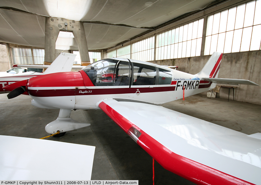 F-GMKP, Robin DR-400-120 Dauphin 2+2 C/N 2182, Inside Airclub's hangar...