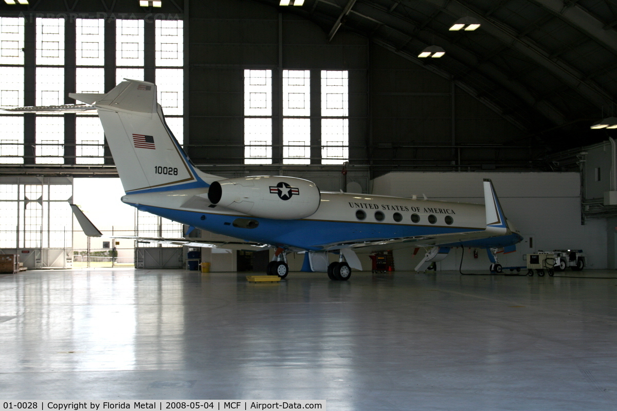 01-0028, 2001 Gulfstream Aerospace VC-37A (Gulfstream V) C/N 620, C-37A