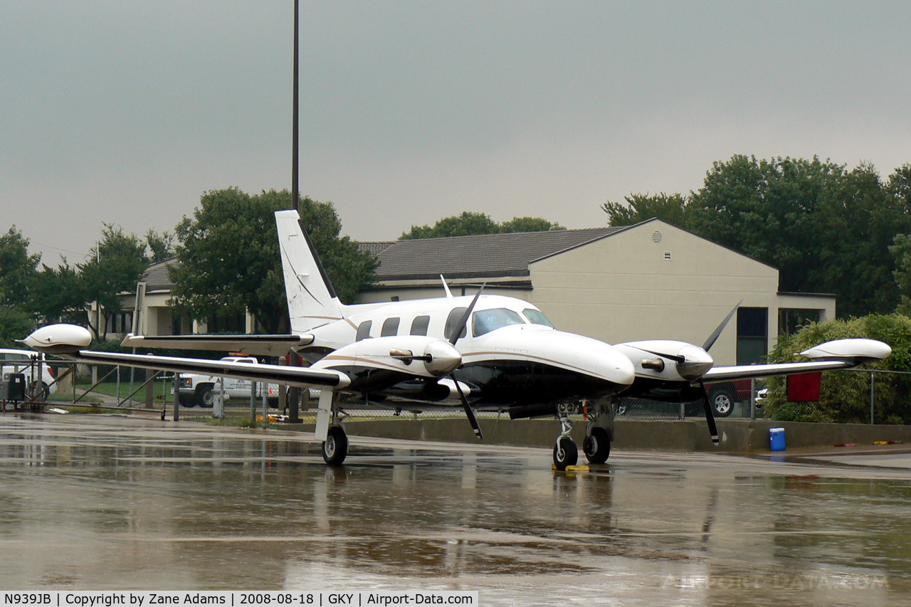 N939JB, Piper PA-31T1 C/N 31T7904039, At Arlington Municipal - Nice summer rain
