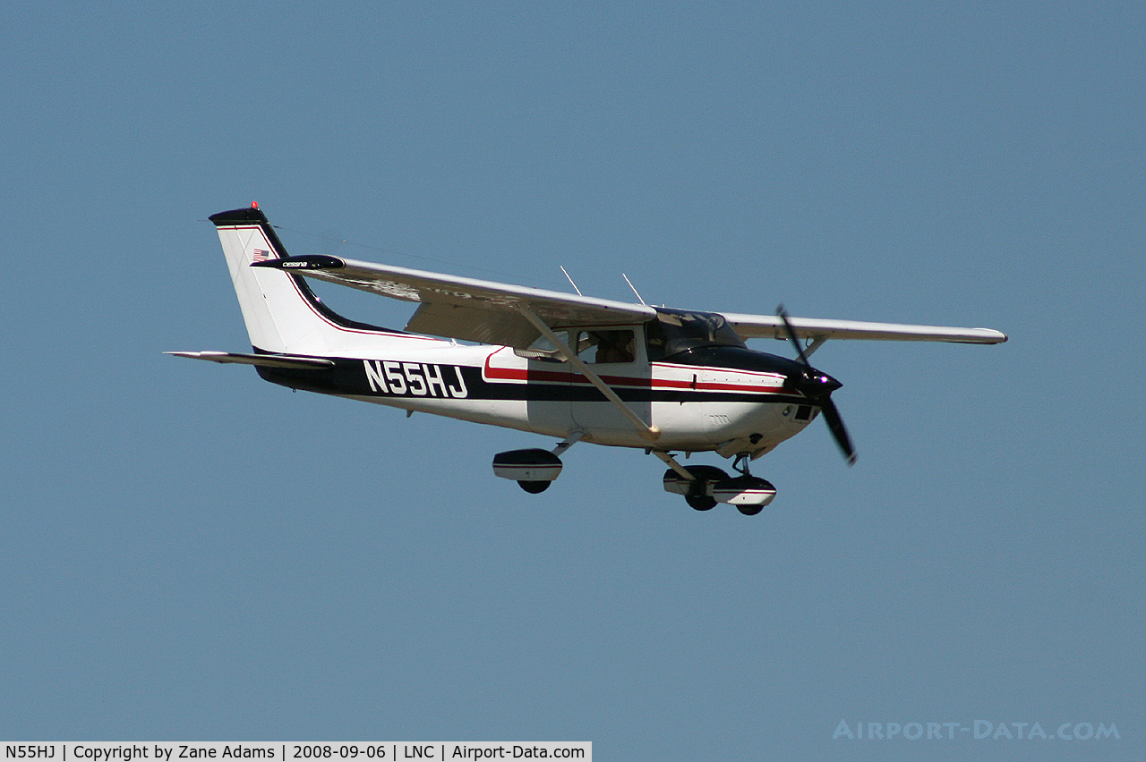 N55HJ, 1977 Cessna 182Q Skylane C/N 18265736, At Lancaster, TX