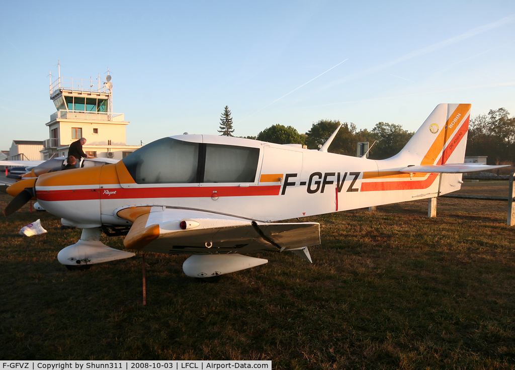 F-GFVZ, Robin DR-400-180 Regent C/N 1113, Parked...