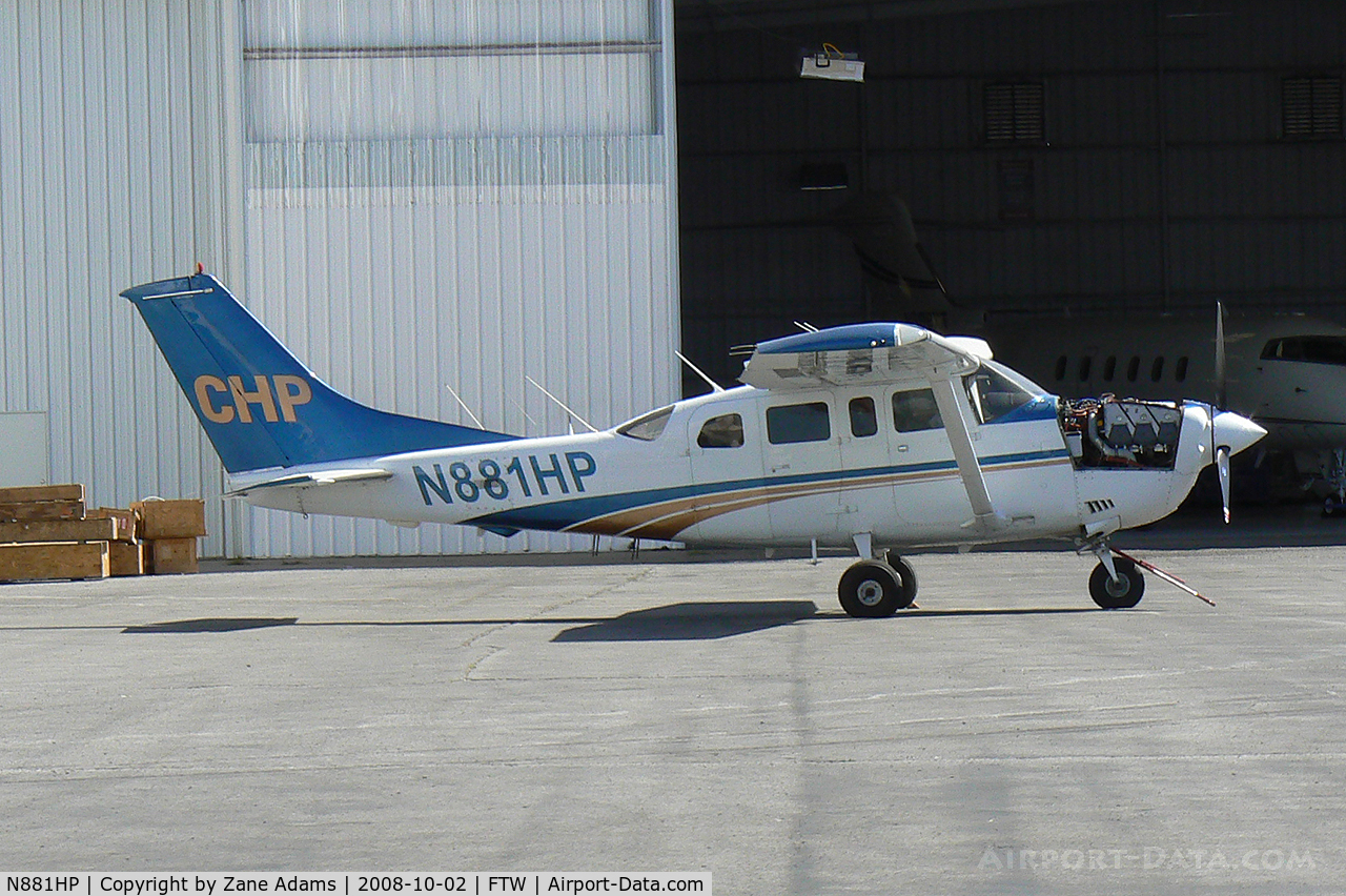 N881HP, 2000 Cessna T206H Turbo Stationair C/N T20608234, At Meacham Field
