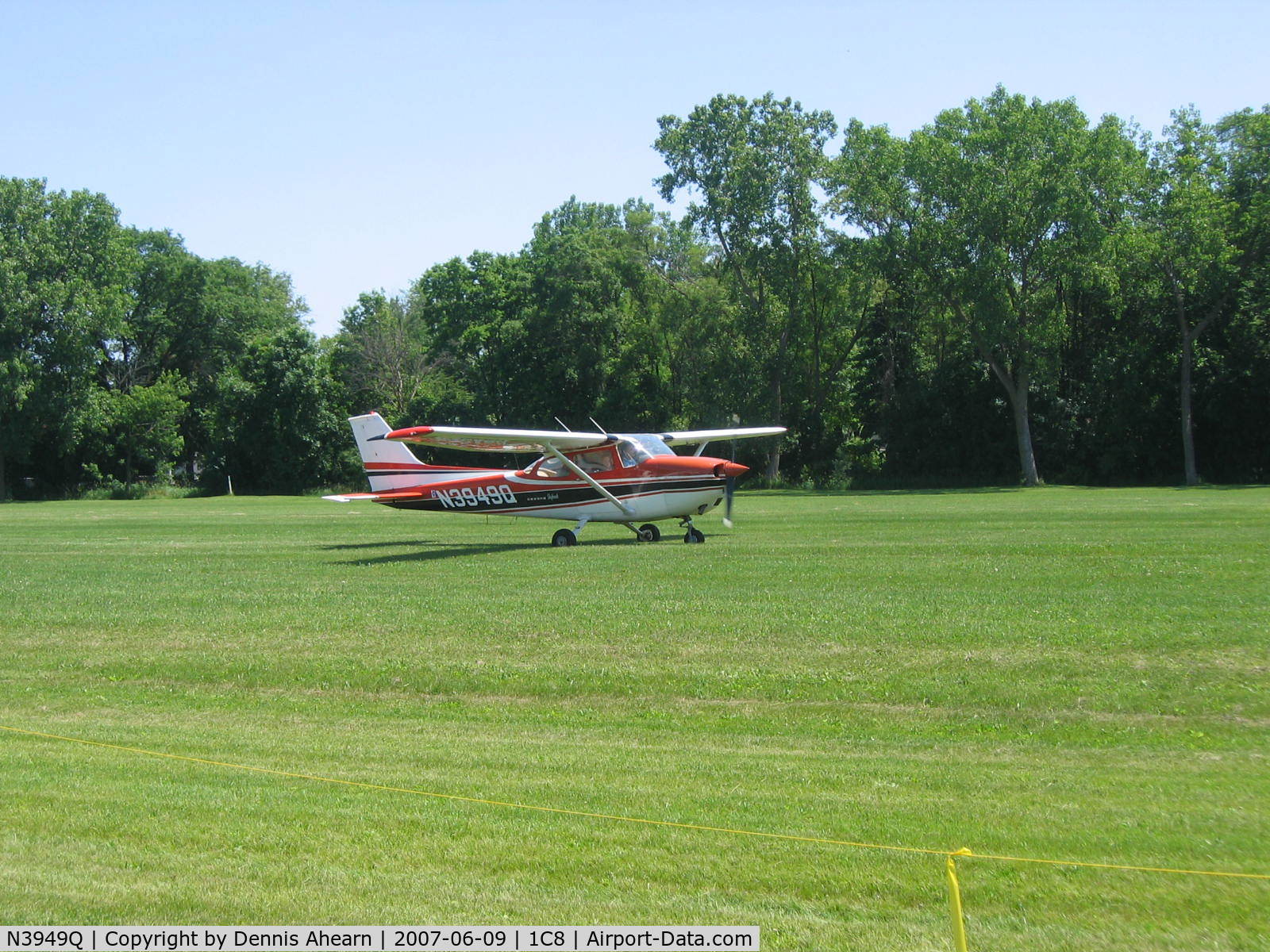 N3949Q, 1971 Cessna 172L C/N 17260049, Cottonwood Airport, Rockford,IL