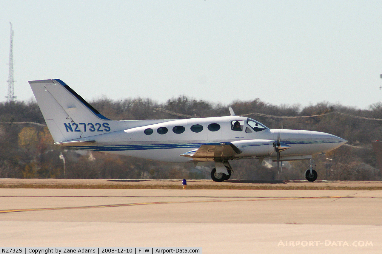 N2732S, Cessna 414A Chancellor C/N 414A0448, At Meacham Field
