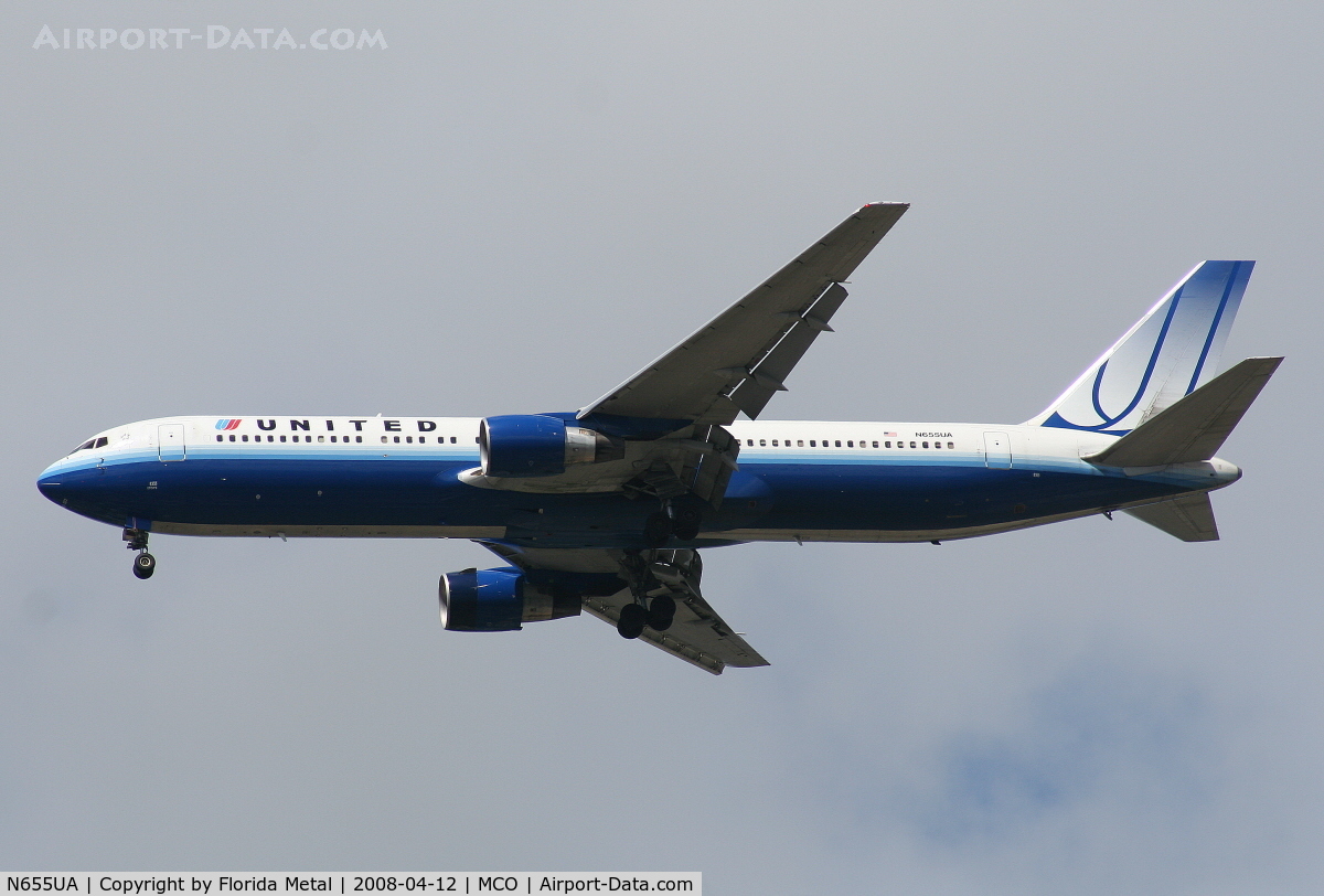 N655UA, 1992 Boeing 767-322/ER C/N 25393, United 767-300