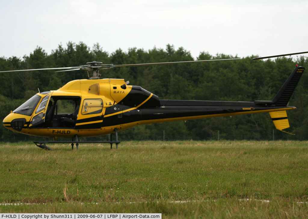 F-HJLD, 1981 Eurocopter AS-355F-2 Ecureuil C/N 5064, Used for first flight during LFBP Open Day 2009