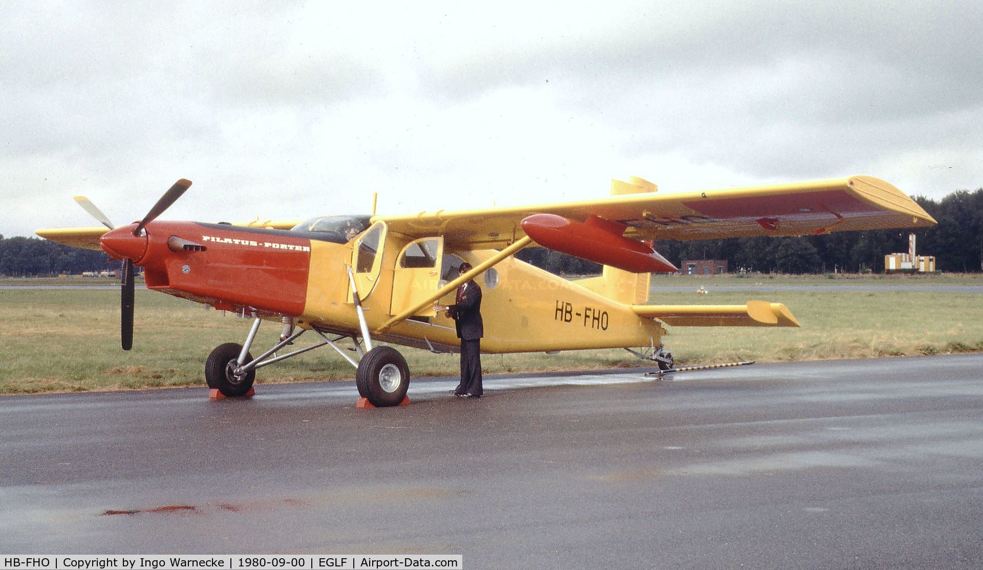 HB-FHO, Pilatus PC-6 C/N 809, Pilatus PC-6/B2-H4 Turbo Porter at Farnborough International 1980