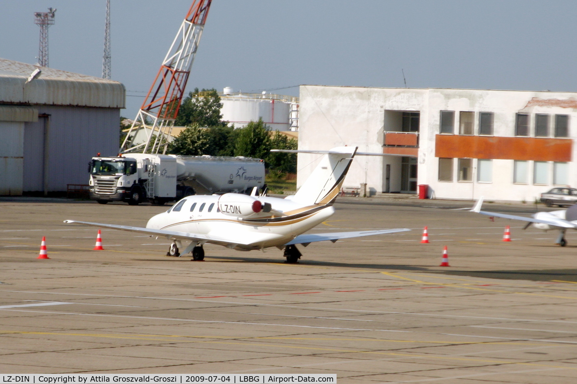 LZ-DIN, 1994 Cessna 525 CitationJet C/N 525-0090, Burgas International Airport - LBBG - Sarafovo