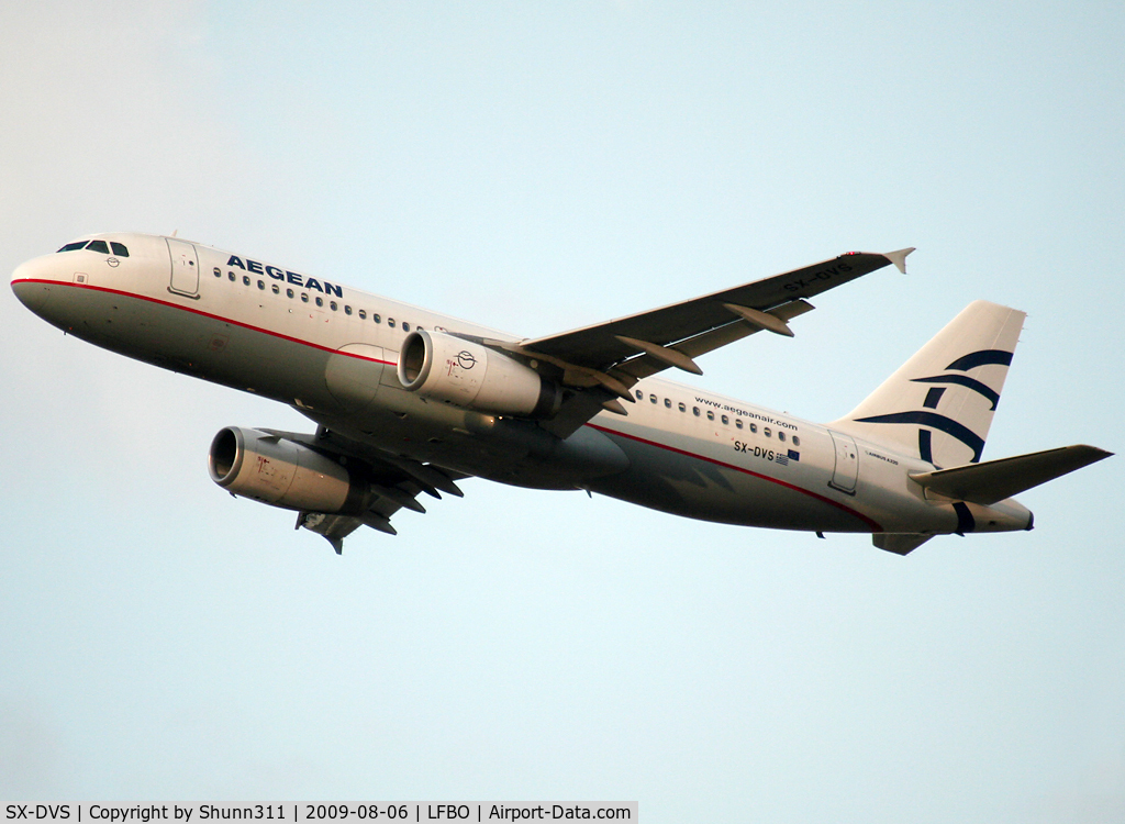 SX-DVS, 2008 Airbus A320-232 C/N 3709, On take off...