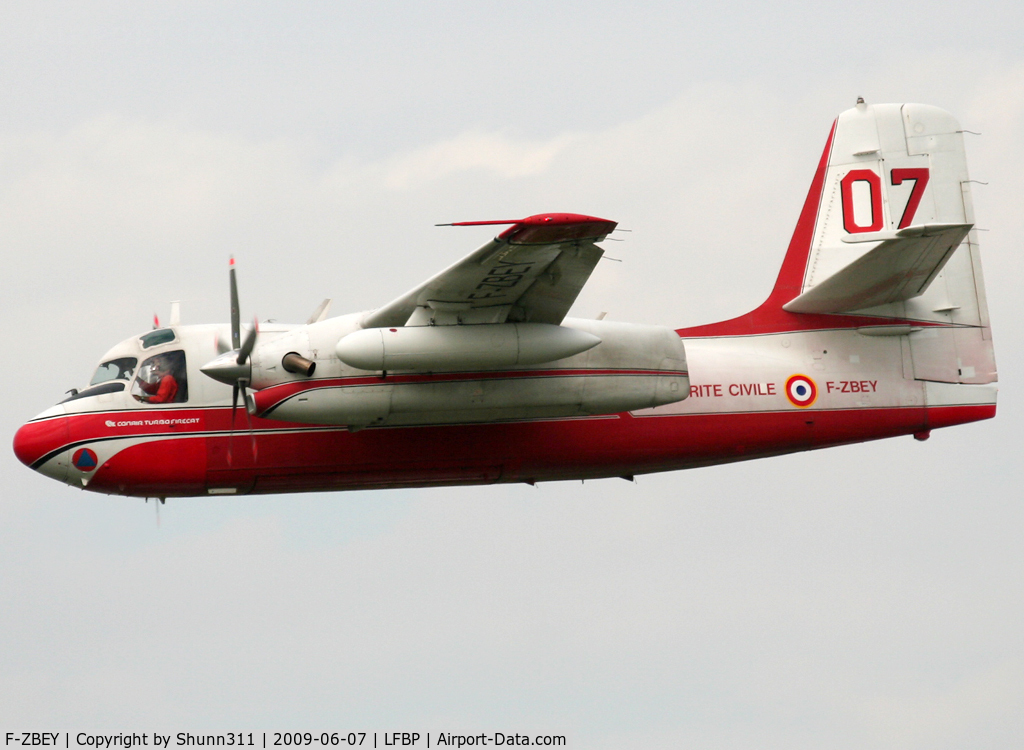F-ZBEY, Grumman TS-2A/Conair Turbo Firecat C/N 400, Used during Aviation Centennial Airshow 2009 @ PUF