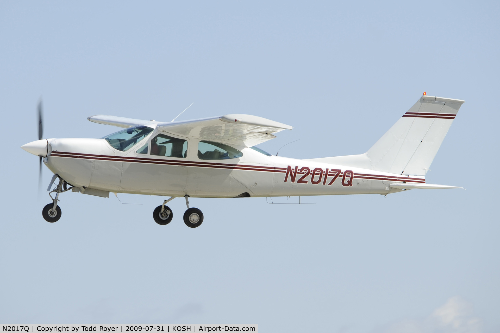 N2017Q, 1973 Cessna 177RG Cardinal C/N 177RG0417, EAA AIRVENTURE 2009
