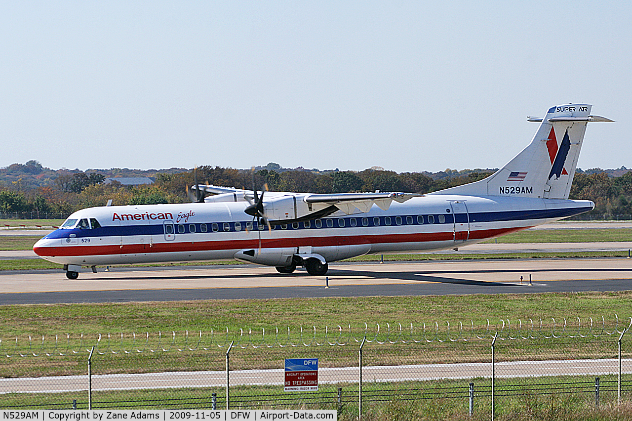 N529AM, 1997 ATR 72-212A C/N 529, American Eagle at DFW