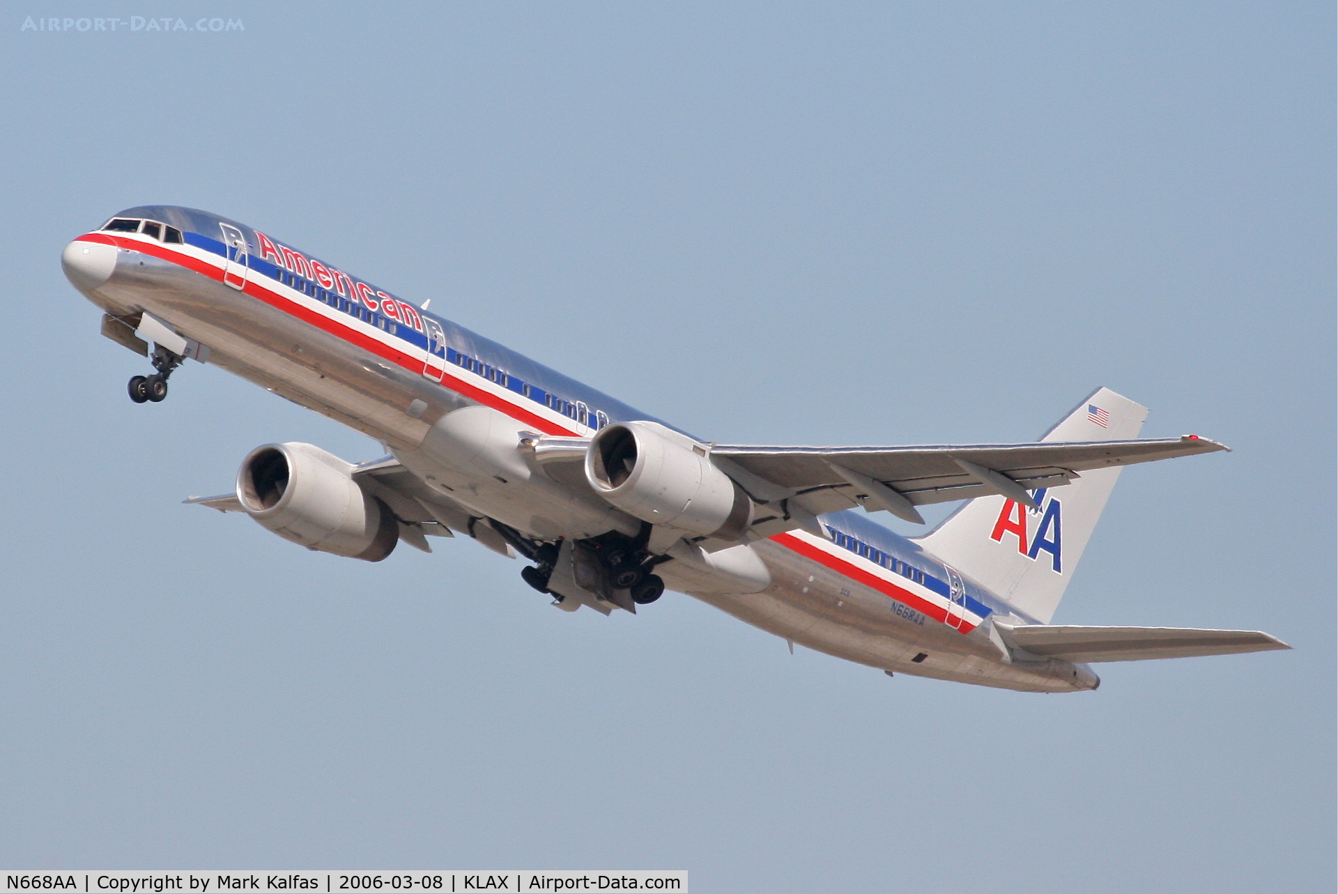 N668AA, 1992 Boeing 757-223 C/N 25333, American Airlines Boeing 757-223, 25R departure KLAX.
