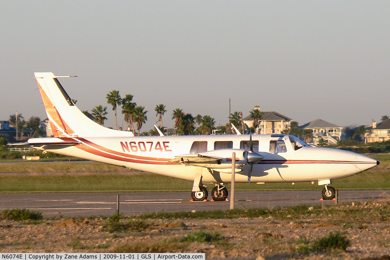 N6074E, 1979 Piper Aerostar 601P C/N 61P07047963338, At Galveston Scholes Field