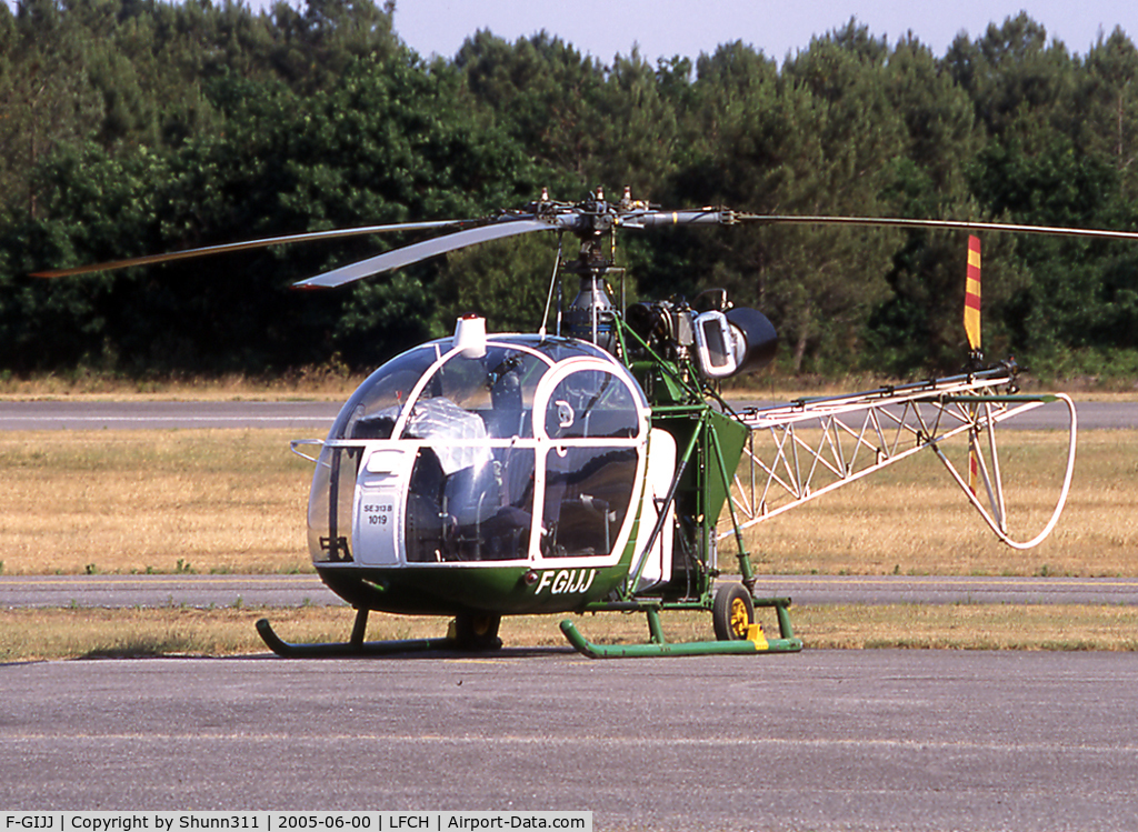 F-GIJJ, Eurocopter SE-313B Alouette II C/N 1019, Parked...