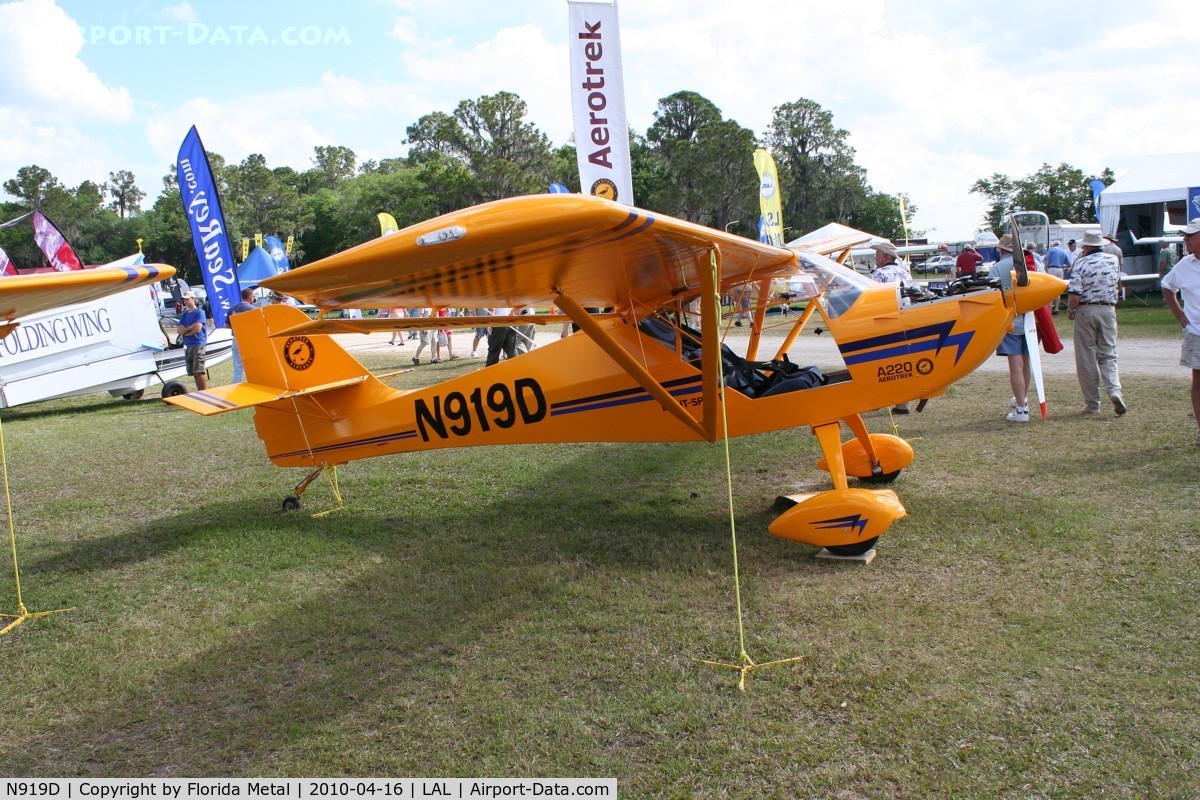 N919D, 2009 Aeropro CZ A220 C/N 28909, A220