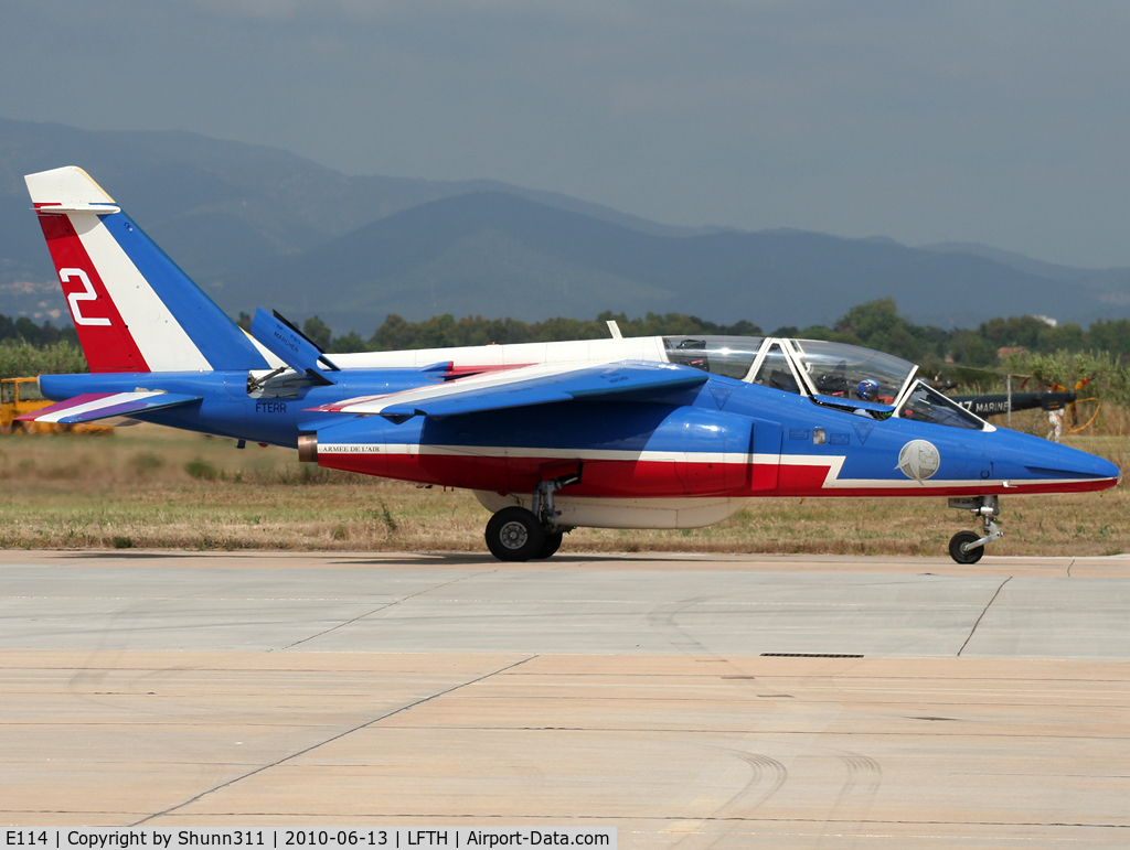 E114, Dassault-Dornier Alpha Jet E C/N E114, Coming back from show during LFTH Open Day 2010...