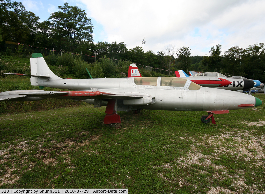 323, PZL-Mielec TS-11 Iskra bis B C/N 1H-0323, S/n 1H-0323 - Poland Air Force T-11bis B Iskra preserved inside Savigny-les-Beaune Museum...
