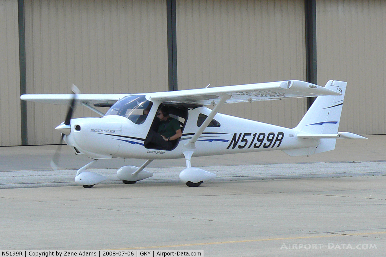 N5199R, Cessna 162 Skycatcher C/N 16200007, At Arlington Municipal Airport, TX