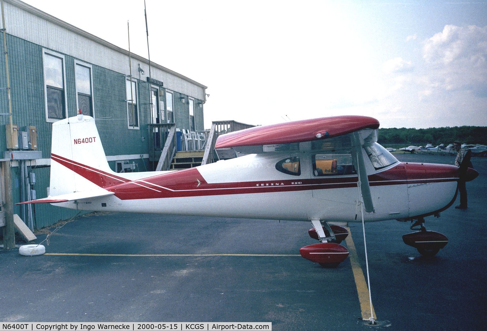 N6400T, 1959 Cessna 150 C/N 17800, Cessna 150 at College Park MD airfield