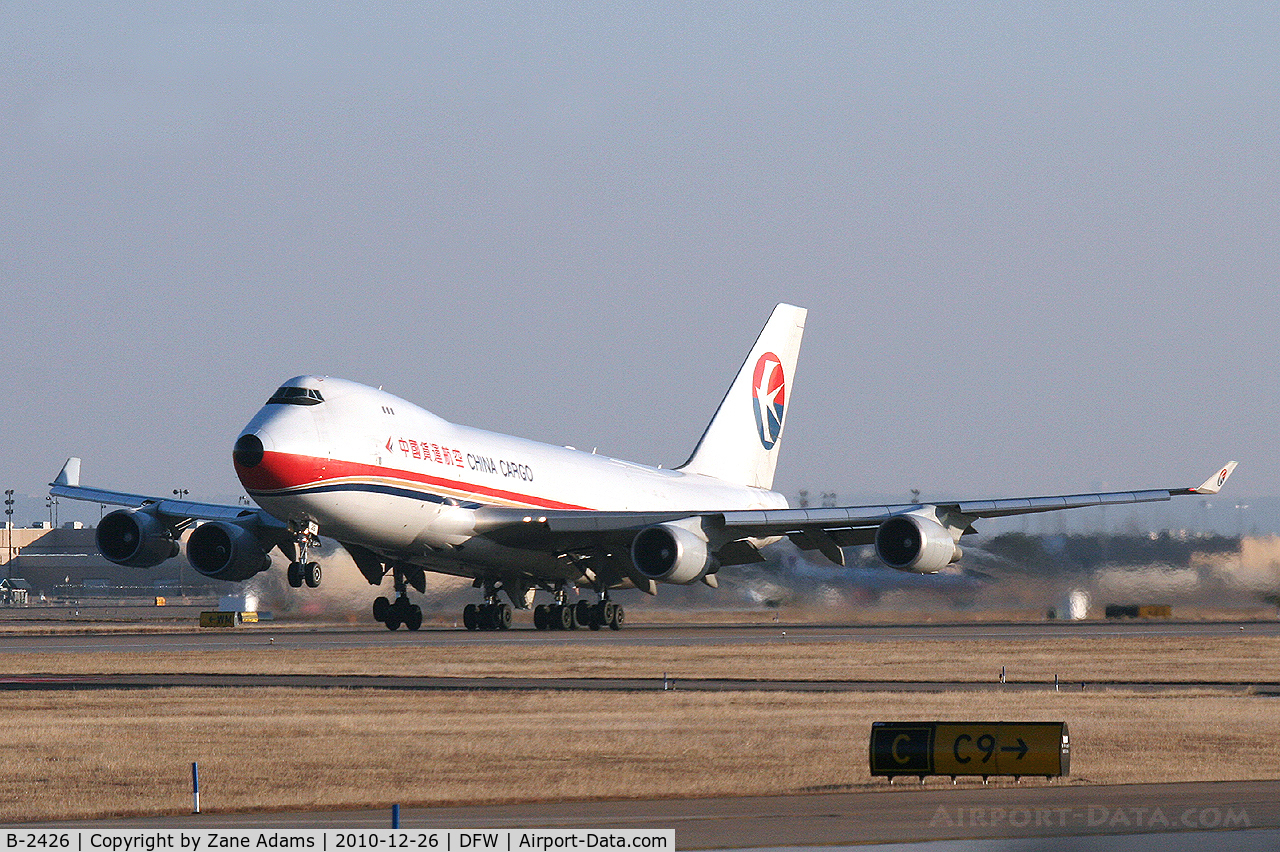 B-2426, 2007 Boeing 747-40BF/ER/SCD C/N 35208/1392, China Cargo Airlines departing DFW Airport