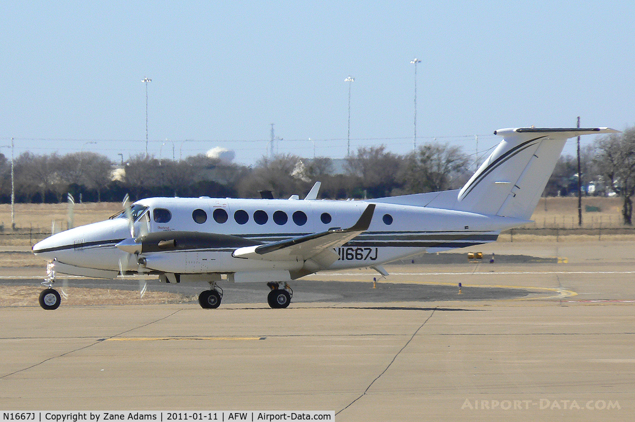 N1667J, 1999 Raytheon Aircraft Company B300C C/N FM-10, At Alliance Airport - Fort Worth, TX