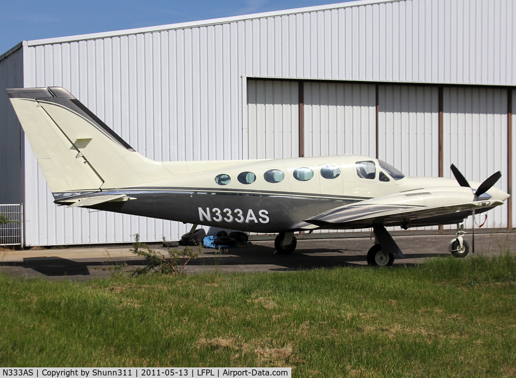N333AS, 1977 Cessna 421C Golden Eagle Golden Eagle C/N 421C-0300, Parked...