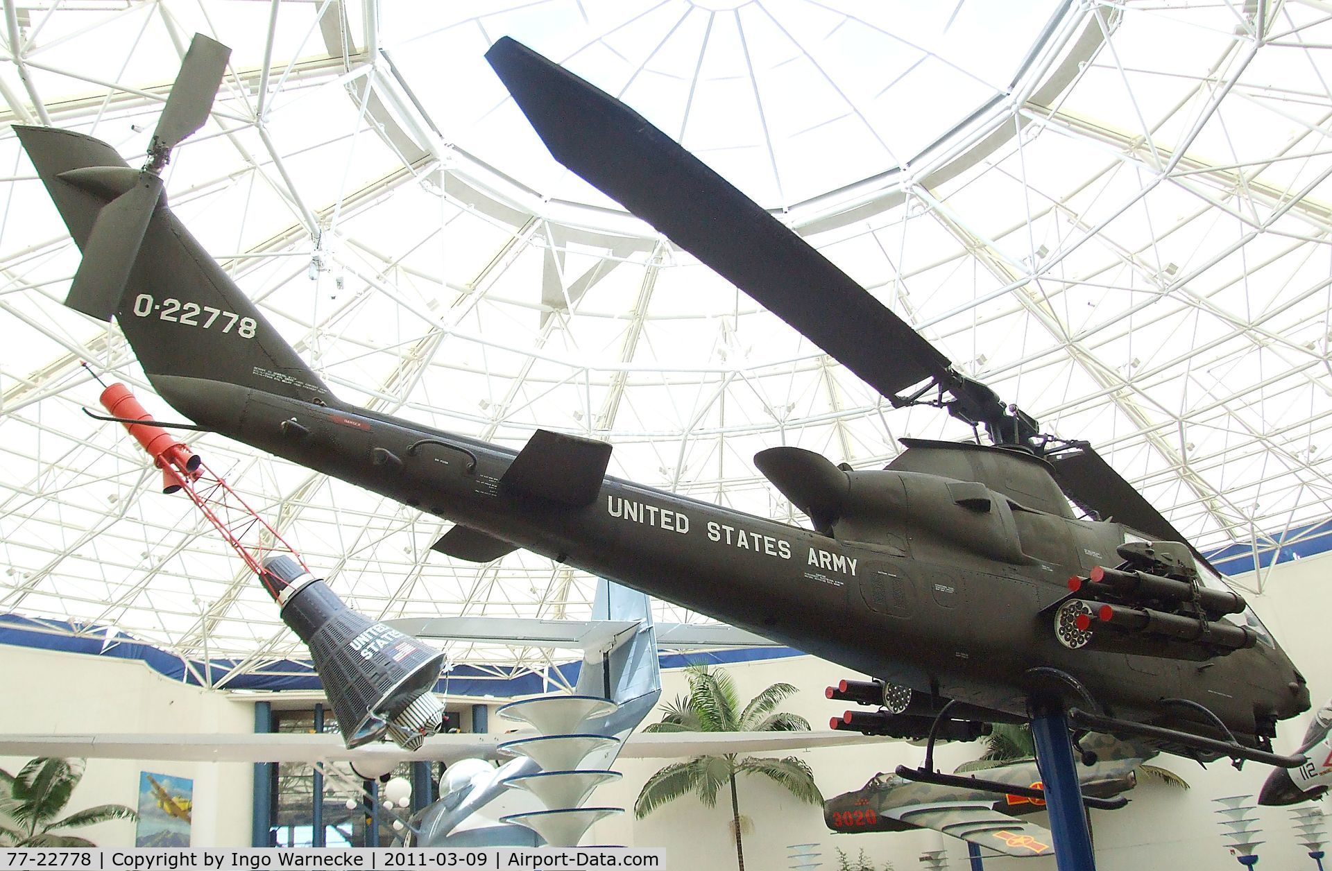 77-22778, 1977 Bell AH-1S Cobra C/N 22116, Bell AH-1S /AH-1E Cobra at the San Diego Air & Space Museum, San Diego CA